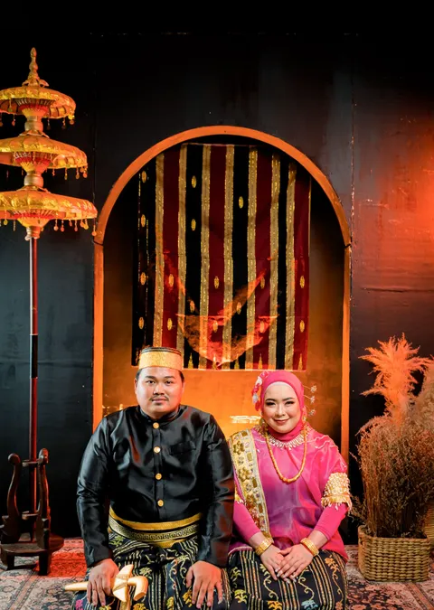 Foto sampul undangan Ugi & Akbar