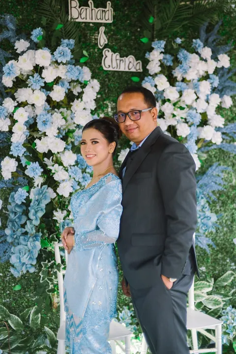 Foto sampul undangan El & Ben