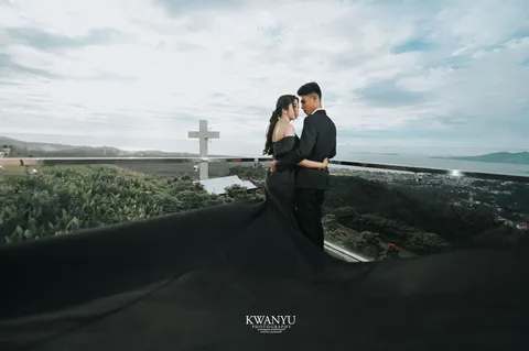 Foto sampul undangan Rey & Desia