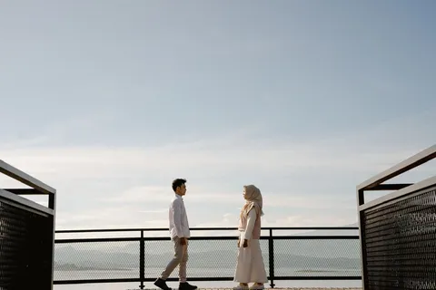 Foto sampul undangan Aprill & Adit