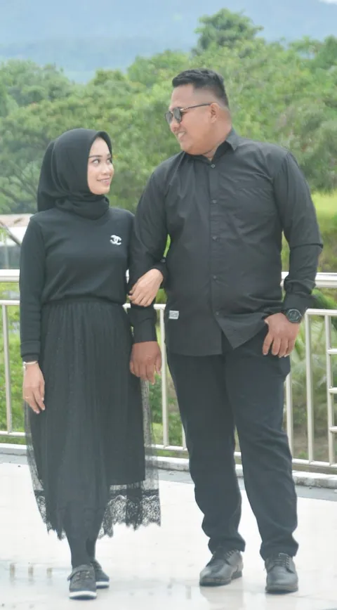 Foto sampul undangan Lia & Mawi
