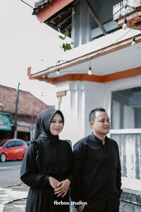 Foto sampul undangan Farhan & Maya