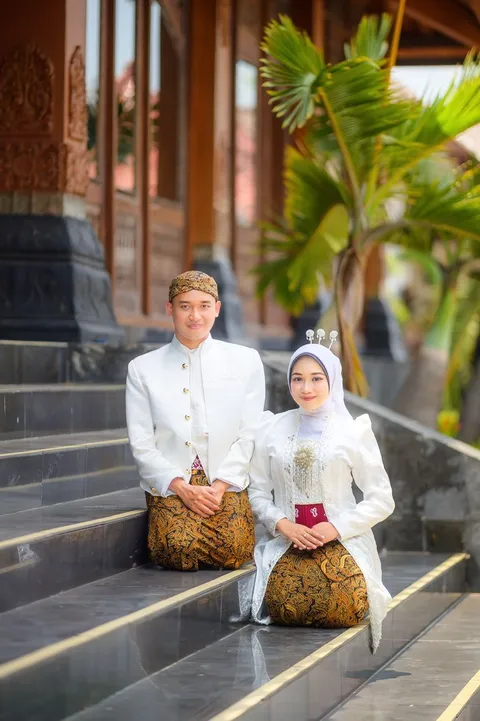 Foto sampul undangan Brian & Difa