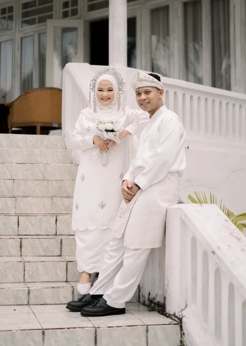 Foto sampul undangan Valtin & Kesya