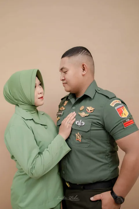 Foto sampul undangan Alik & Yusi