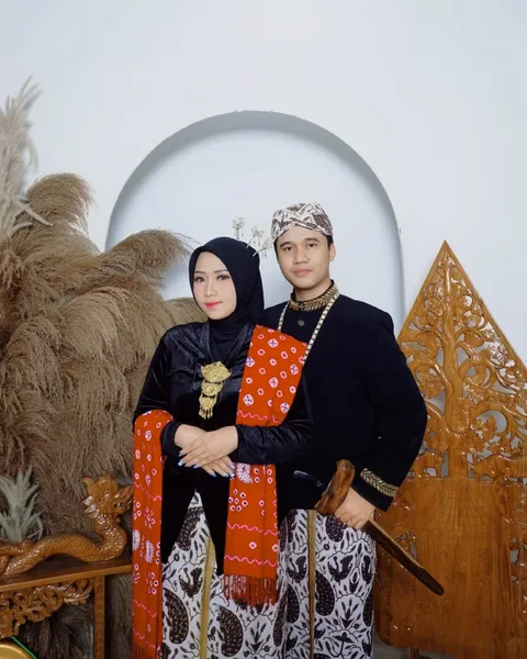 Foto sampul undangan Pebri & Fira