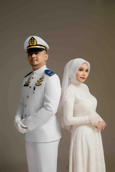 Foto sampul undangan Erika & Ugi
