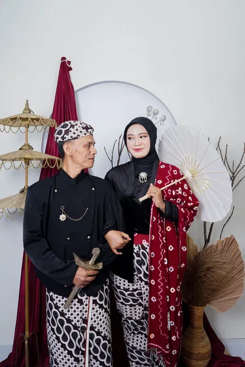 Foto sampul undangan Redi Januari & Zaitun Nia Sari