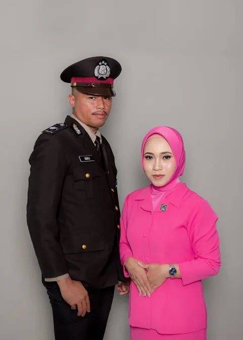 Foto sampul undangan Wardi & Ayu