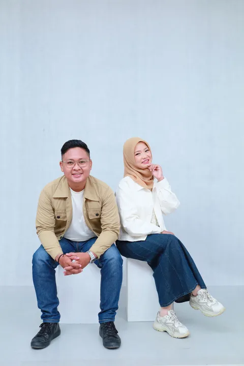 Foto sampul undangan Fino & Kiki