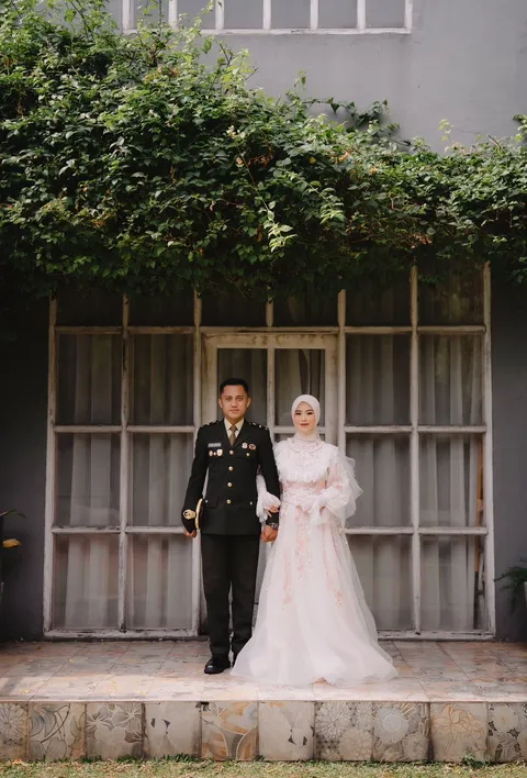 Foto sampul undangan Diena & Hasbi