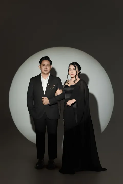 Foto sampul undangan Putri & Jemmy