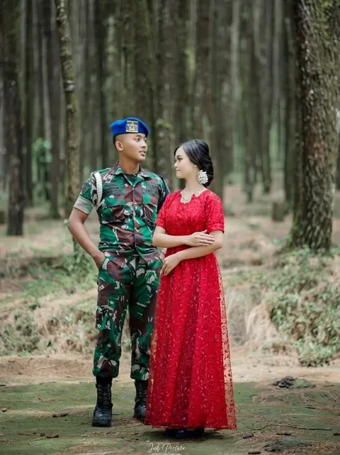 Foto sampul undangan Rizki & Sonya