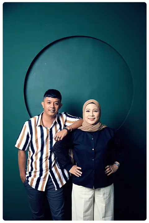 Foto sampul undangan Zul & Zhy