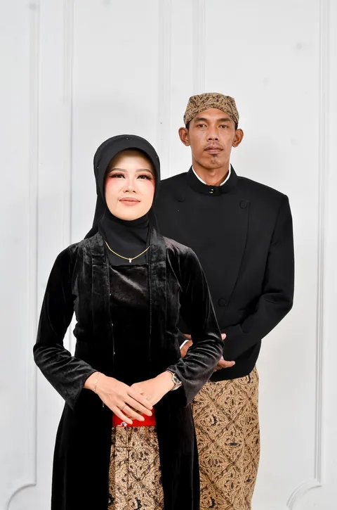 Foto sampul undangan Giyarto & Ana