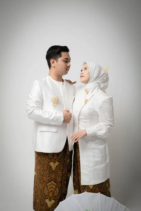 Foto sampul undangan Fian & Desty