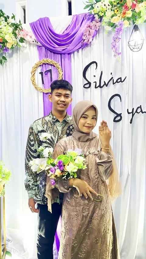 Foto sampul undangan Silvia & Samsi