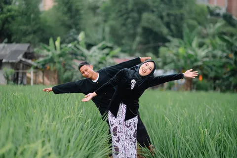 Foto sampul undangan Hermansyah & Aeni