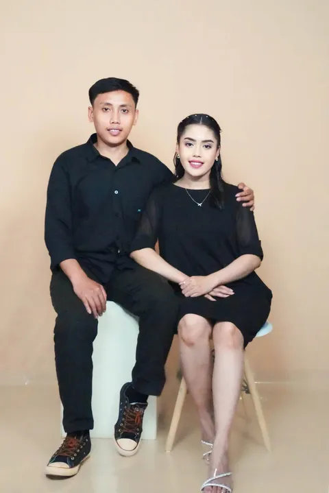Foto sampul undangan Mersy & Hutri