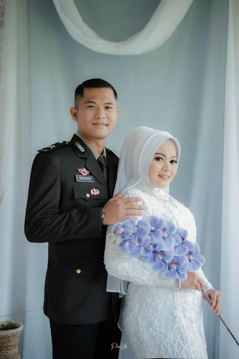Foto sampul undangan Yogi & Sukma