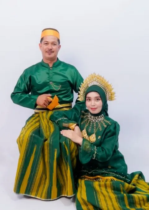 Foto sampul undangan Ela & Aswar