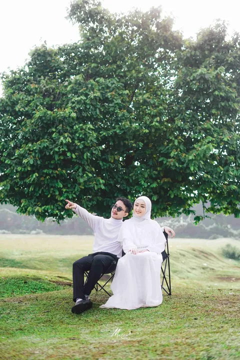 Foto sampul undangan Yoga Mahendra, M.Pd & Meli Amelia