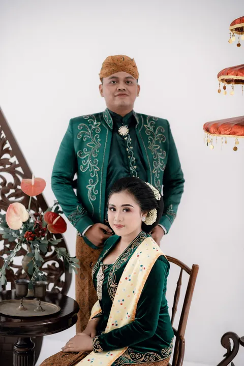 Foto sampul undangan Laurensia & Deo