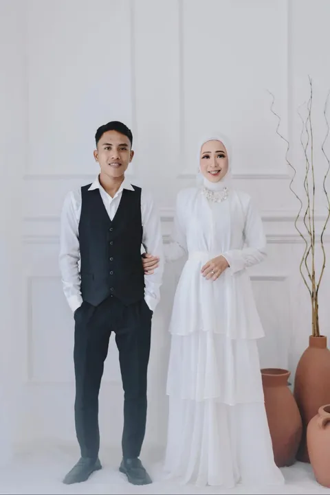 Foto sampul undangan Zahra & Iski