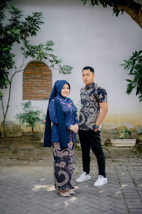 Foto sampul undangan Helen & Tomi
