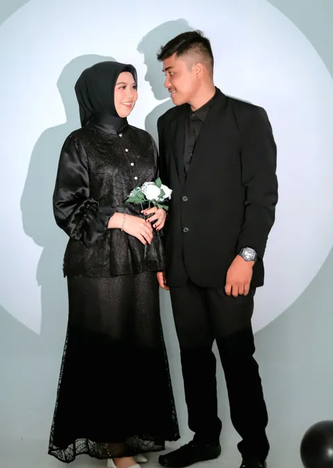 Foto sampul undangan Irsan & Mia