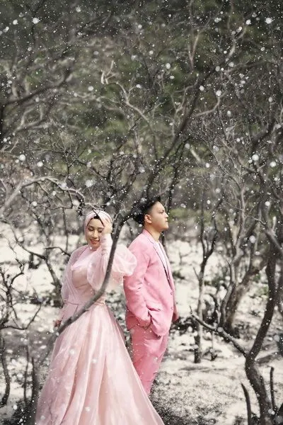 Foto sampul undangan Rizky & Tika