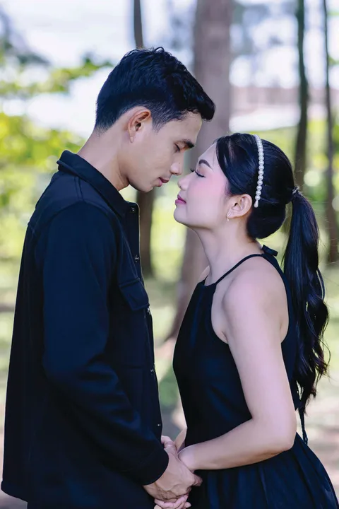 Foto sampul undangan Liksa & Mauren