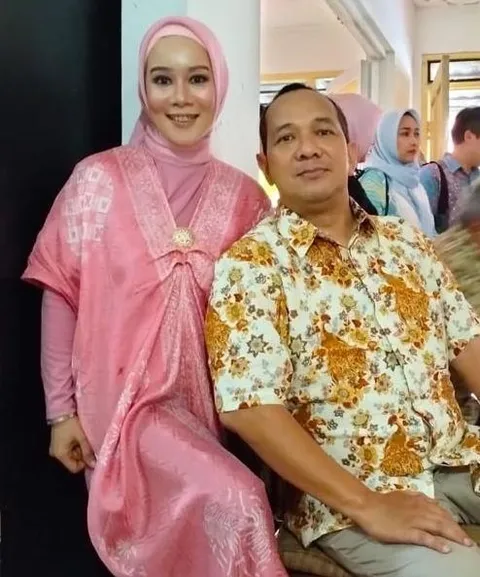 Foto sampul undangan Andri & Riesca