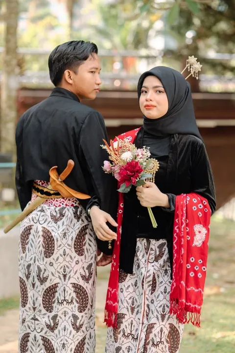 Foto sampul undangan Ika & Ferdi