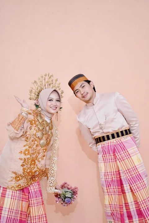 Foto sampul undangan Feby & Muslimah