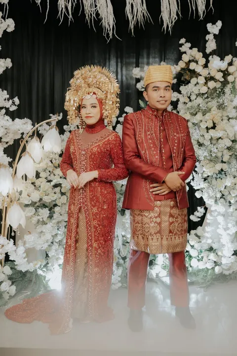 Foto sampul undangan Ari & Ita