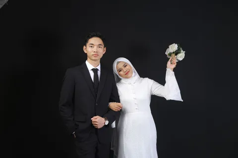 Foto sampul undangan Vivi & Yuda