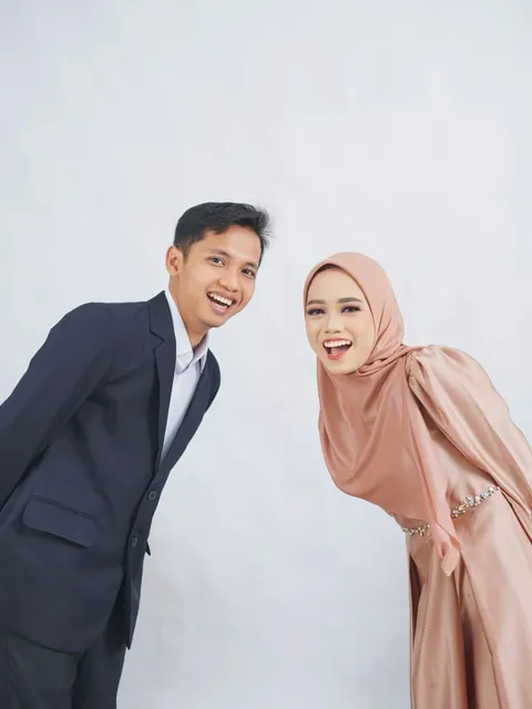 Foto sampul undangan Rohman & Pias