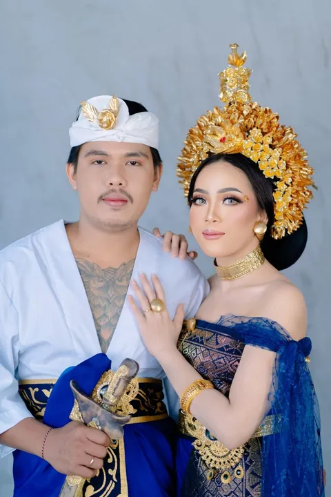 Foto sampul undangan Nhany & William