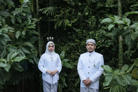 Foto sampul undangan Vira & Farid