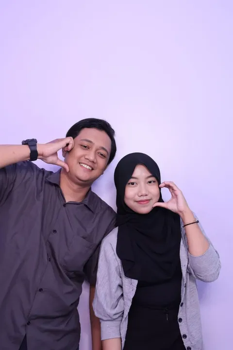 Foto sampul undangan Rosi & Yusuf