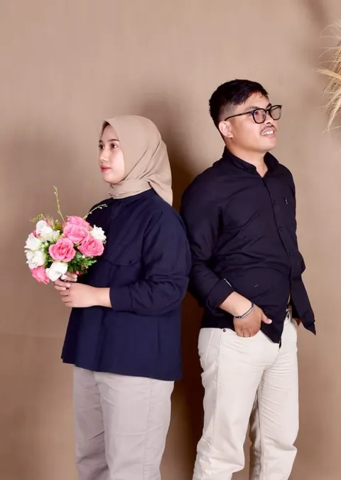 Foto sampul undangan Febby & Rijal