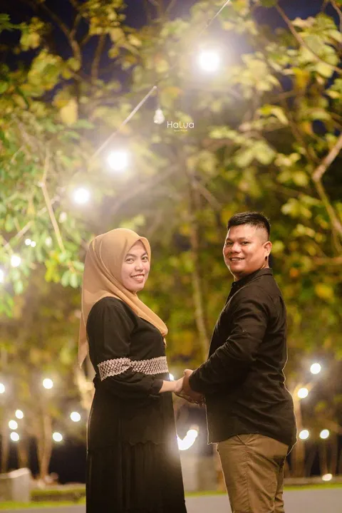 Foto sampul undangan Jis & Nisa