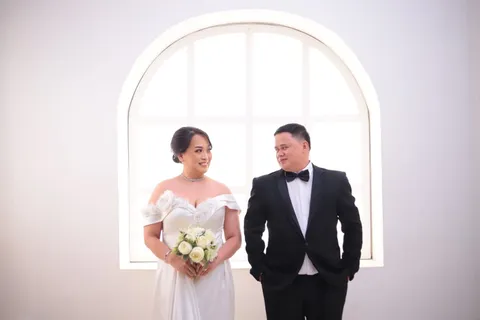Foto sampul undangan Claudia & Metsen