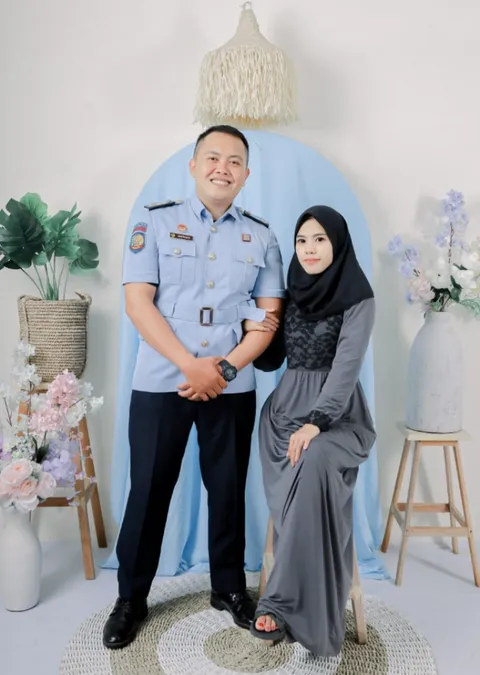 Foto sampul undangan Anisa & Adhitya