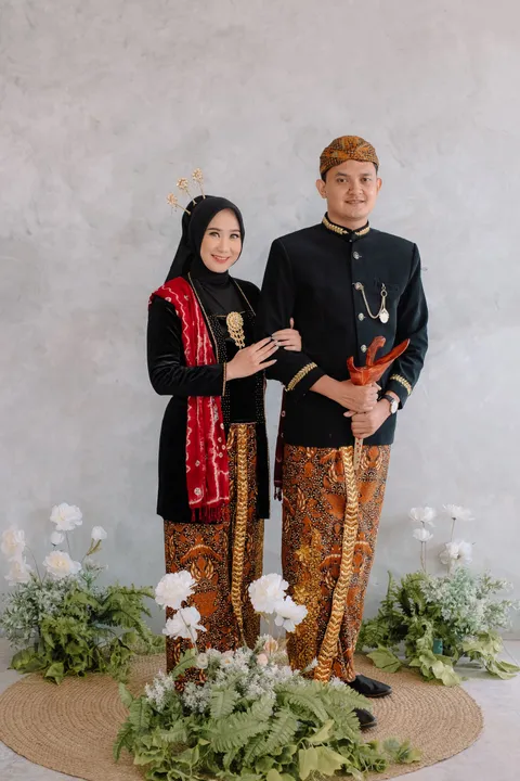 Foto sampul undangan Rian & Vina