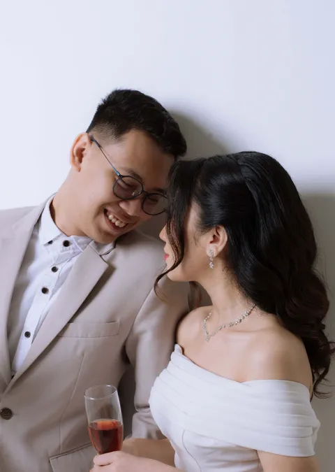Foto sampul undangan Kenzi & Sundari