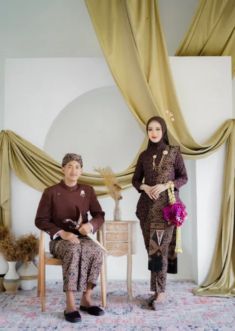 Foto sampul undangan Yogi & Silvi