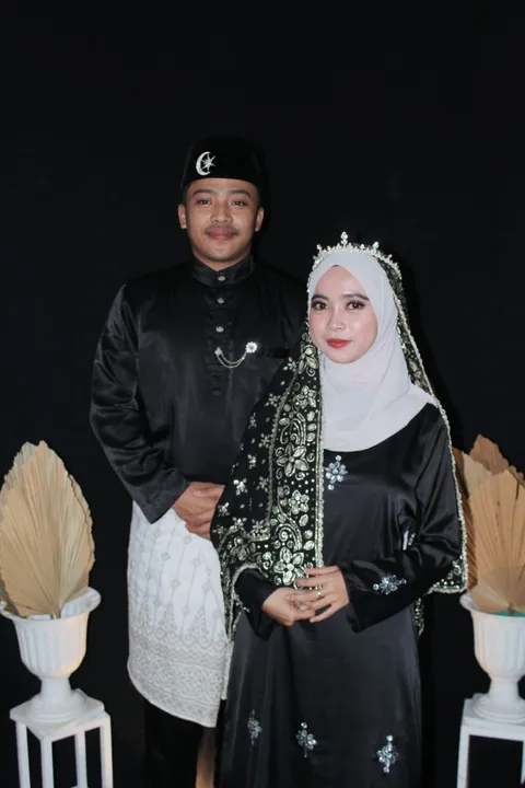 Foto sampul undangan Rani & Ade
