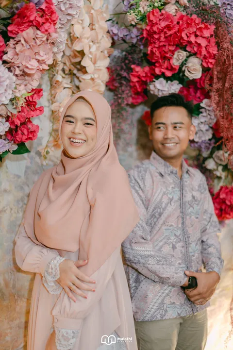 Foto sampul undangan Sidqi & Audrey